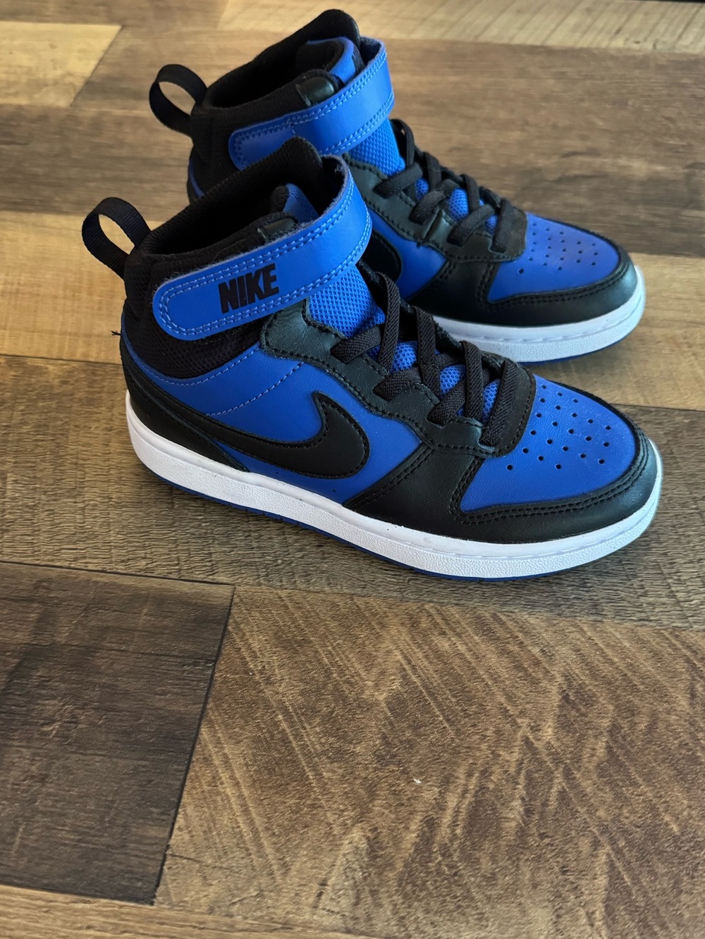 NWOT Nike Kids Court Borough High-Top Sneakers in Blue and Black